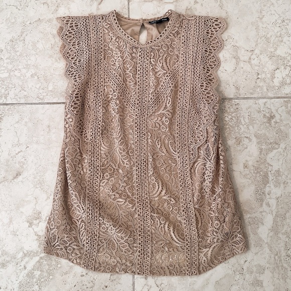 Free- Cable & Gauge Lace Blouse - Picture 1 of 2